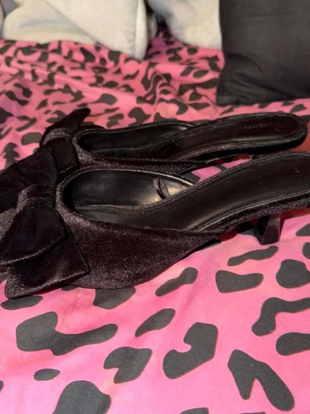 Forever 21 Women's Black Footwear